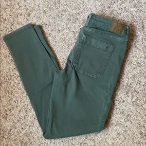 American Eagle Green Hi-Rise Jeggings